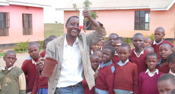 Dr Askwar Hilonga